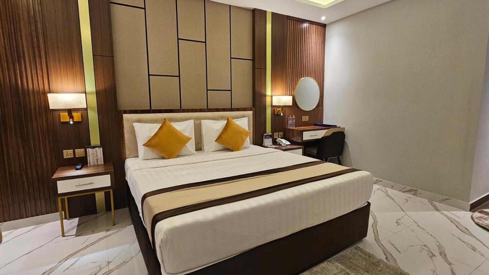 Concorde Deira Hotel -Formerly Golden Tulip Deira Hotel Ντουμπάι Εξωτερικό φωτογραφία