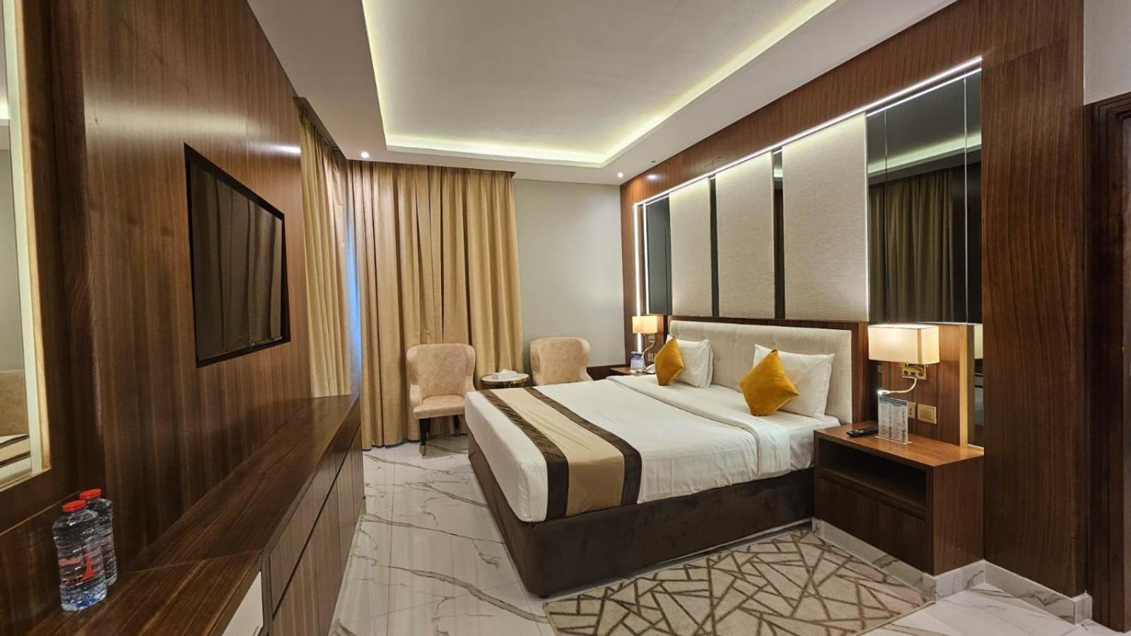 Concorde Deira Hotel -Formerly Golden Tulip Deira Hotel Ντουμπάι Εξωτερικό φωτογραφία