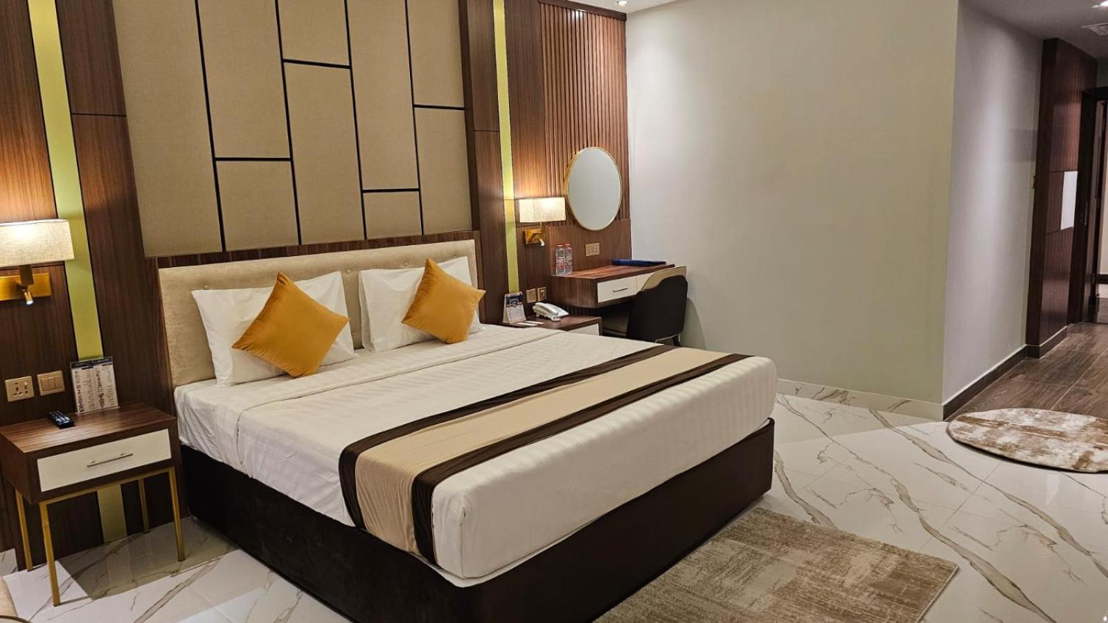 Concorde Deira Hotel -Formerly Golden Tulip Deira Hotel Ντουμπάι Εξωτερικό φωτογραφία